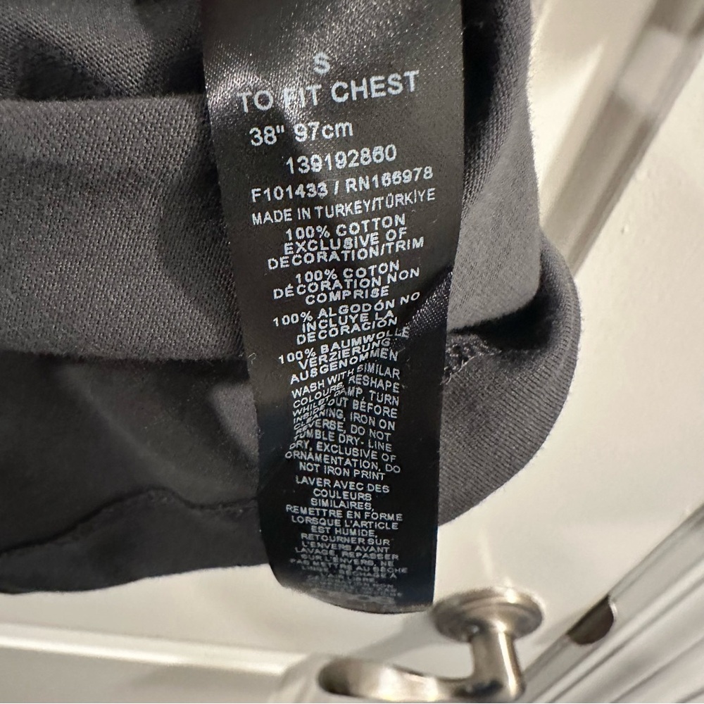 ASOS x Disney Mickey and Friends T-Shirt in Grey with Back Graphic - Picture 4 of 6